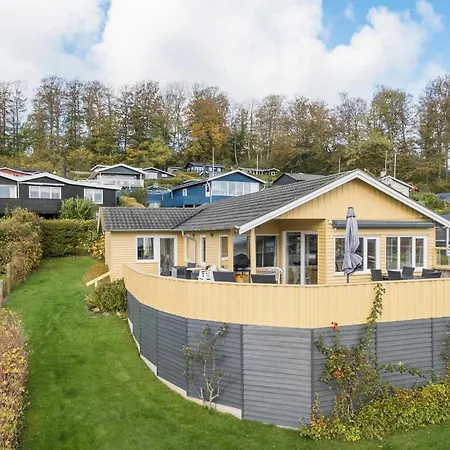 بيت للعطل 3 Bedroom Lovely In