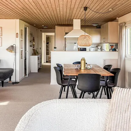 3 Bedroom Lovely In Casa de Férias Åbenrå