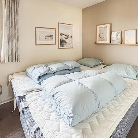 3 Bedroom Lovely In בית נופש